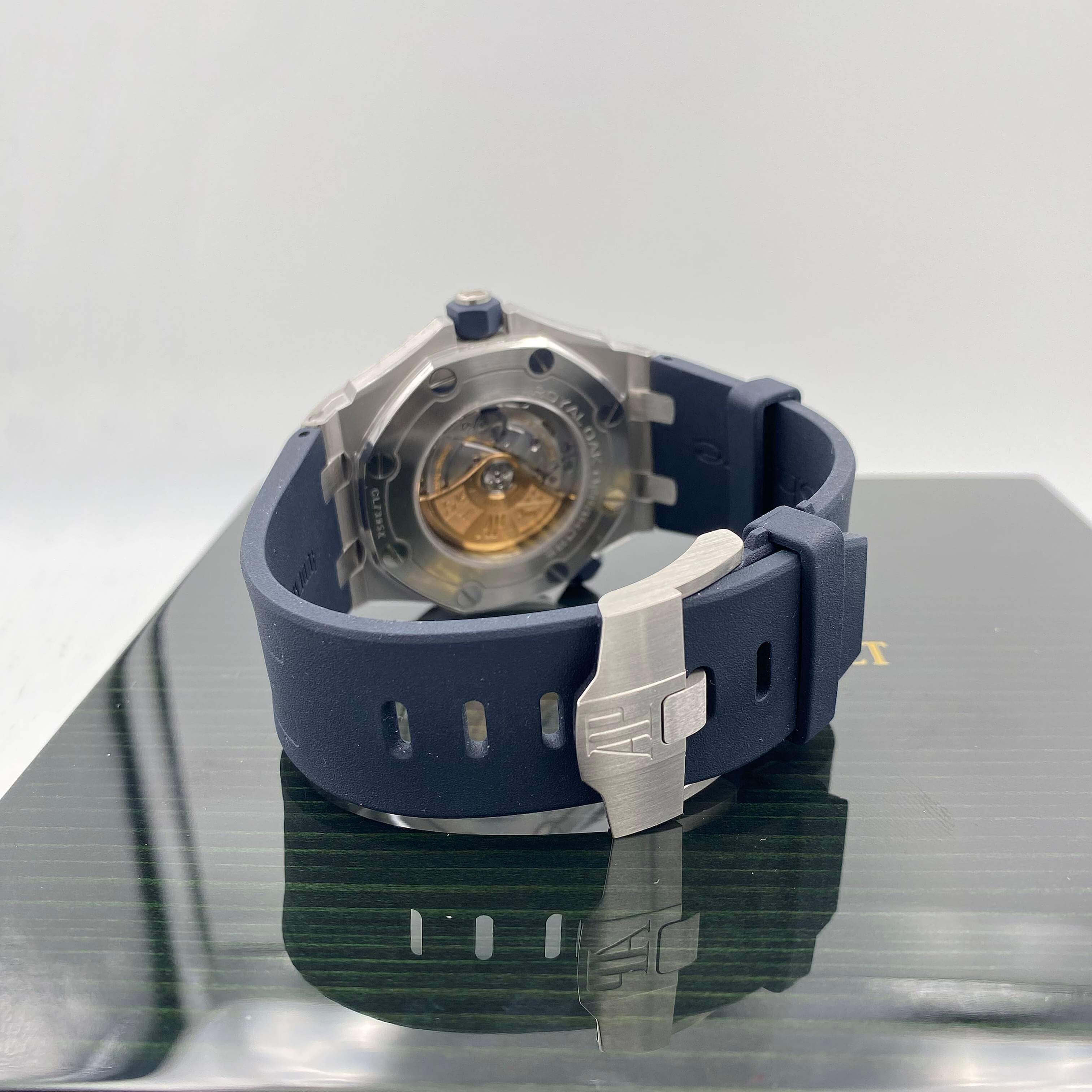 Audemars Piguet Royal Oak Offshore Diver Ref. 15710ST.OO.A027CA.01 - NEW - Image 4