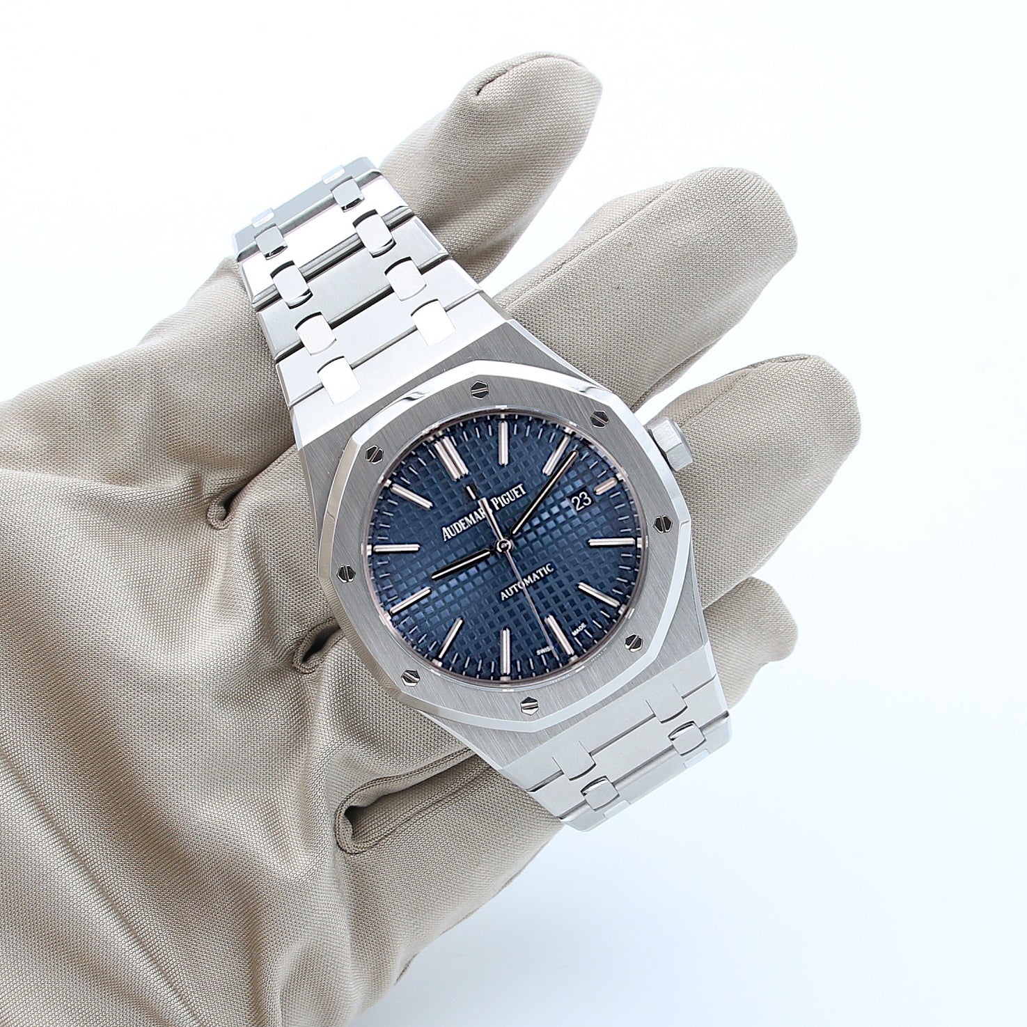 Audemars Piguet Royal Oak ref. 15400ST - Full Set - Blue Dial - Image 4