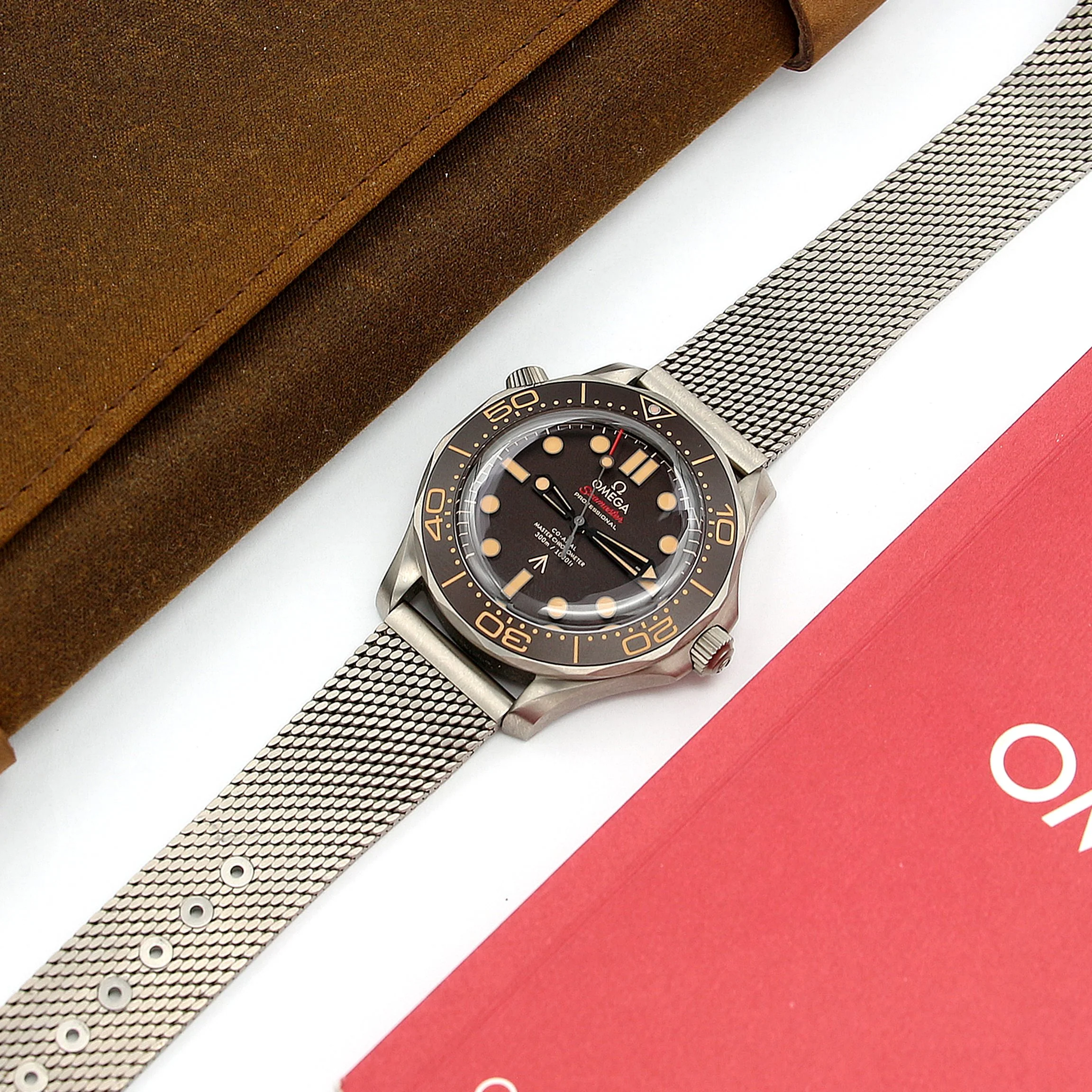 Omega Seamaster Diver 300M "James Bond 007" 210.90.42.20.01.001 - Full Set - Image 2