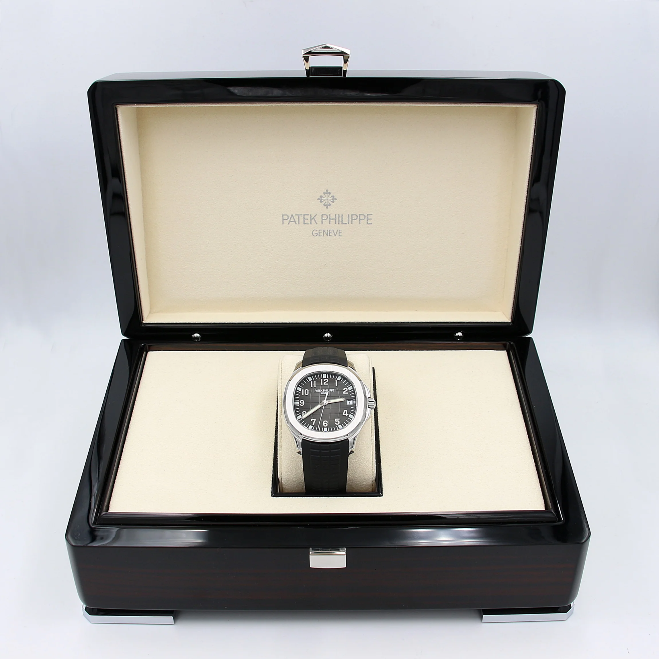 Patek Philippe Aquanaut Jumbo ref. 5167A - Image 3