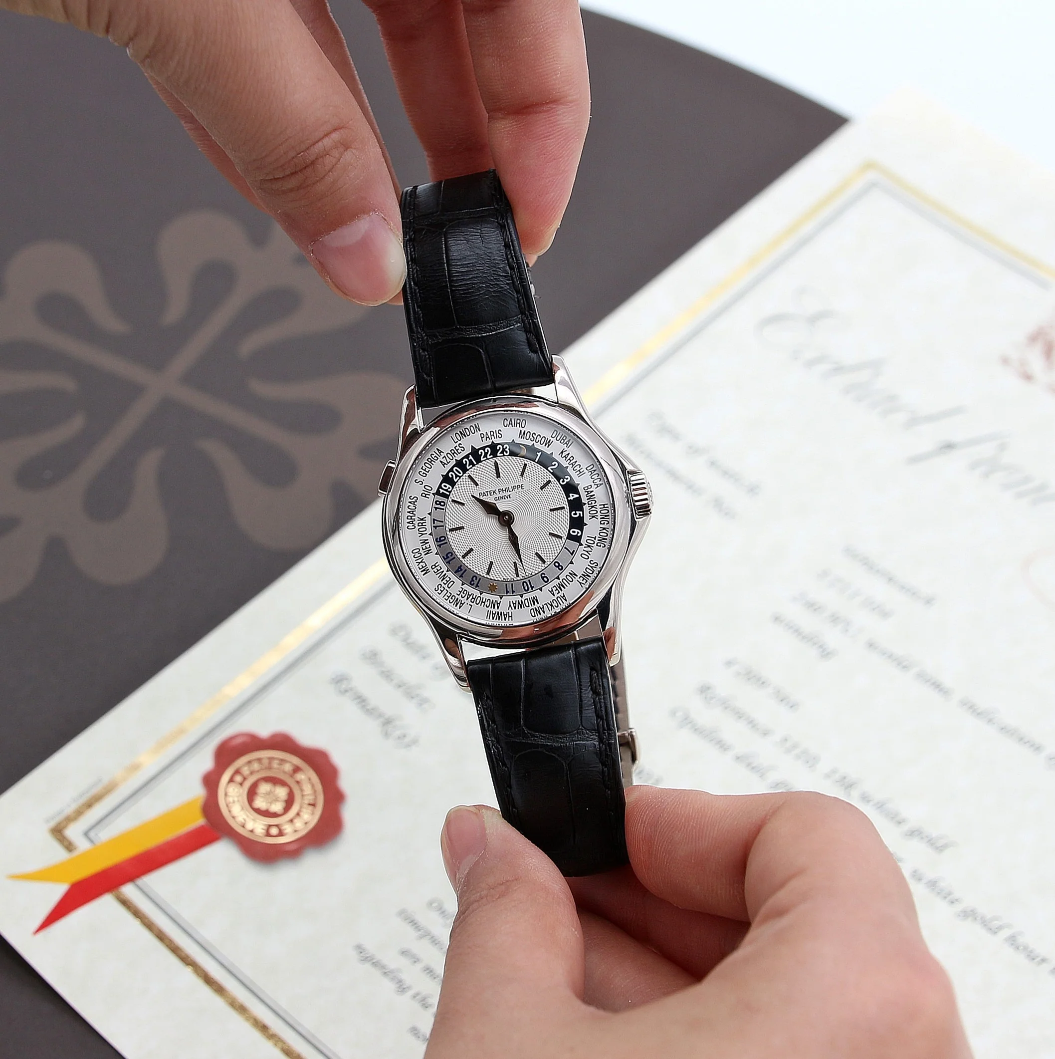 Patek Philippe World Time ref. 5110G-001 - Full Set - Image 6