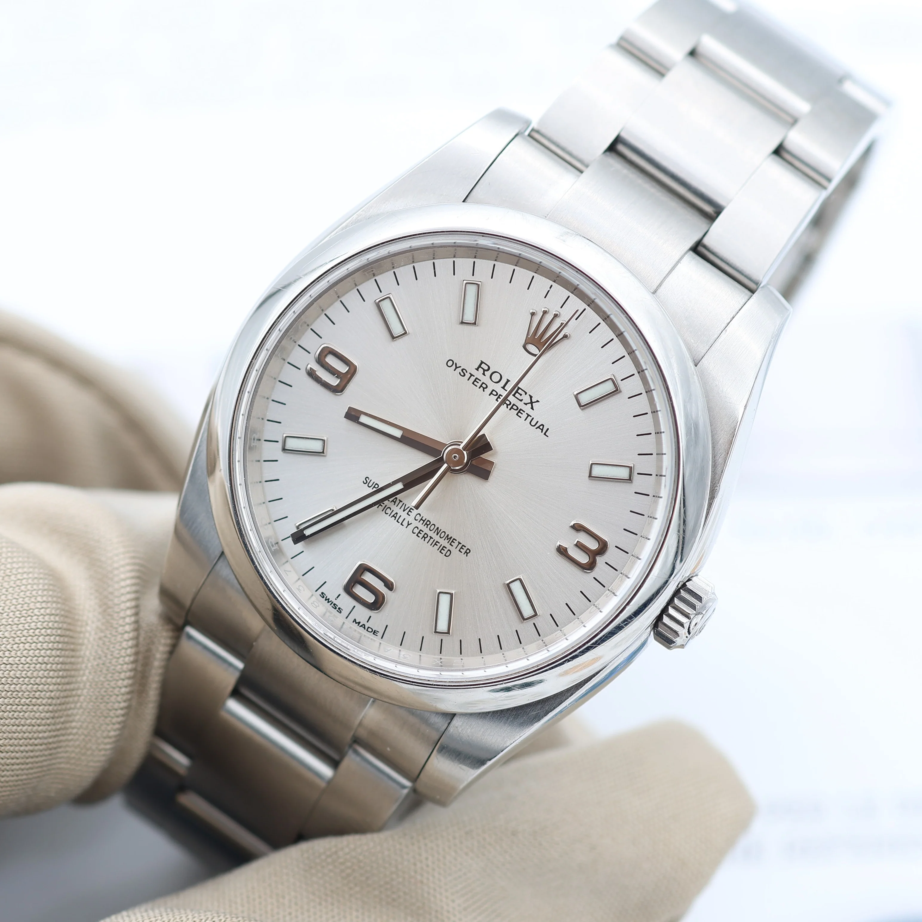 Rolex Oyster Perpetual ref. 114200 Dial Silver 3-6-9 - Full Set - Image 5