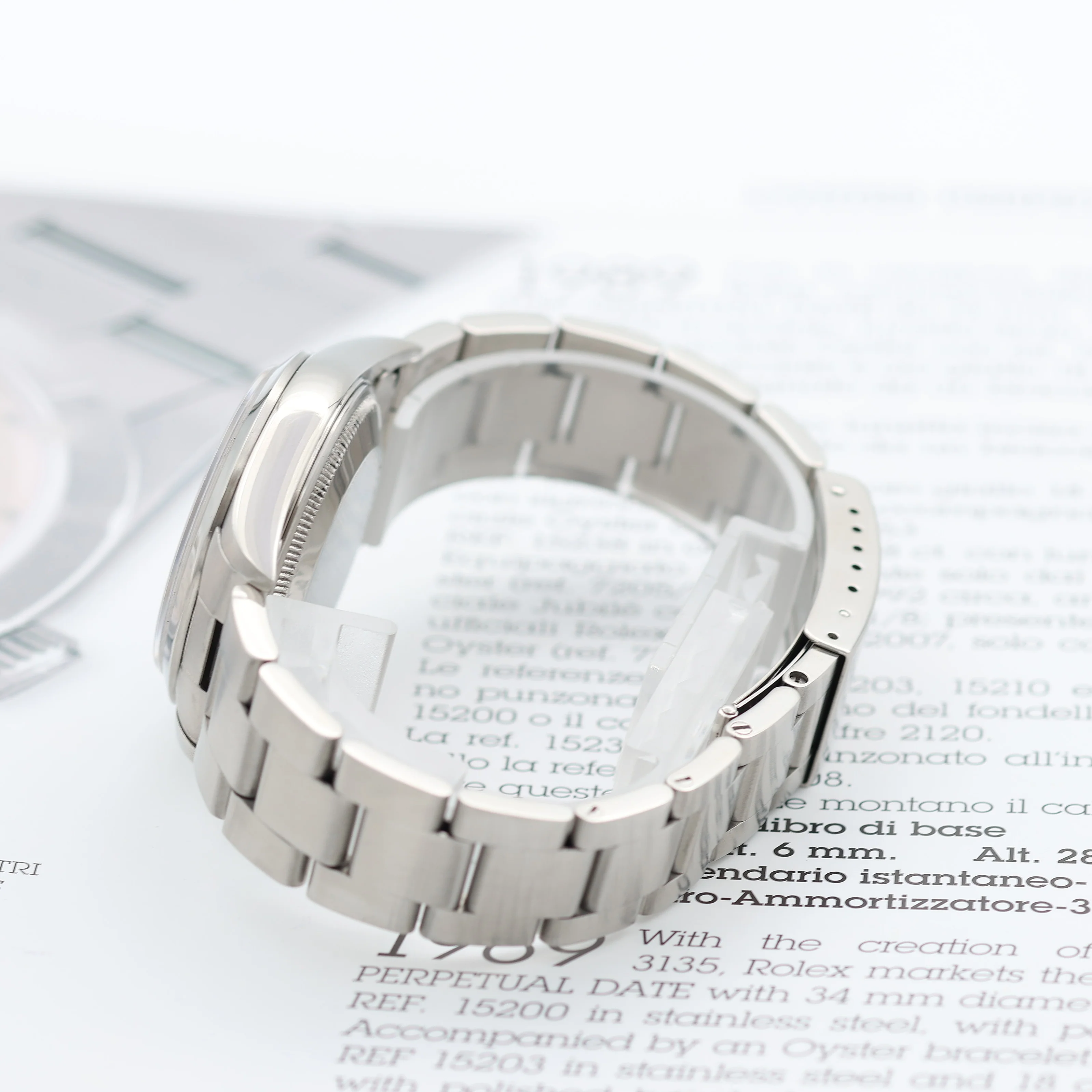 Rolex Date ref. 15200 White Roman Dial with Oyster Bracelet - Full Set - Image 13