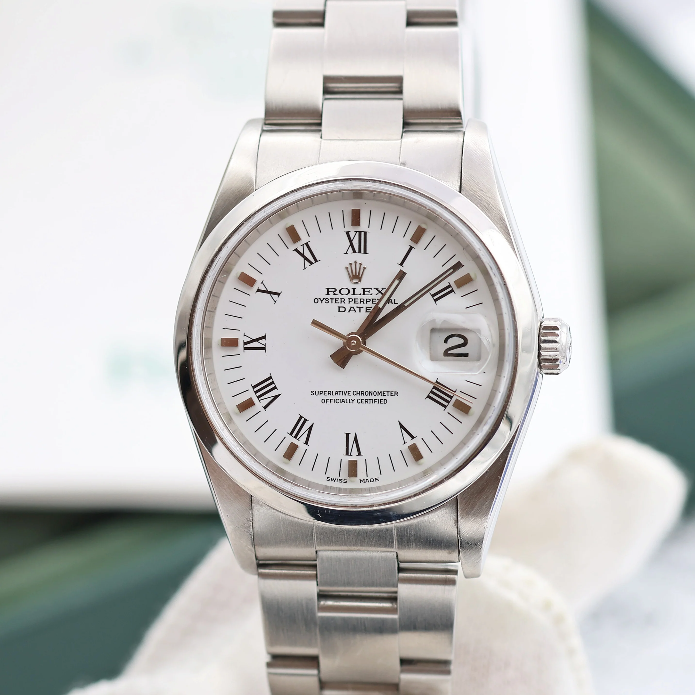 Rolex Date ref. 15200 White Roman Dial with Oyster Bracelet - Full Set - Image 4
