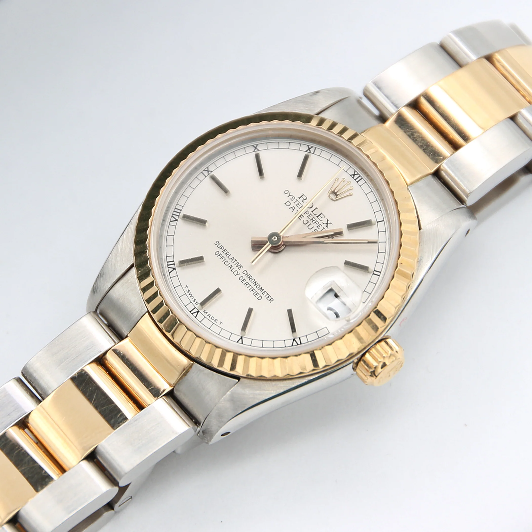 Rolex Datejust 31 Mid-Size ref. 68273 - Silver Dial W/golden Indexes with papers - Image 4