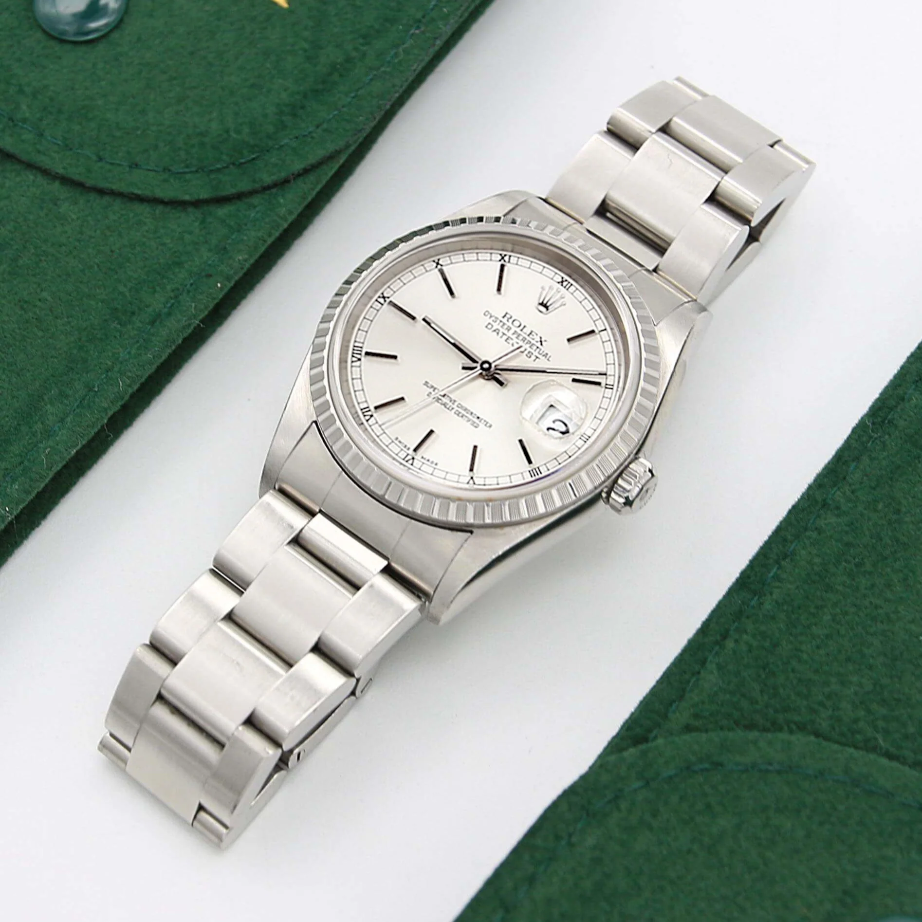 Rolex Datejust 36 ref. 16220 Silver Dial (circle hours dial) Oyster Bracelet - Image 4