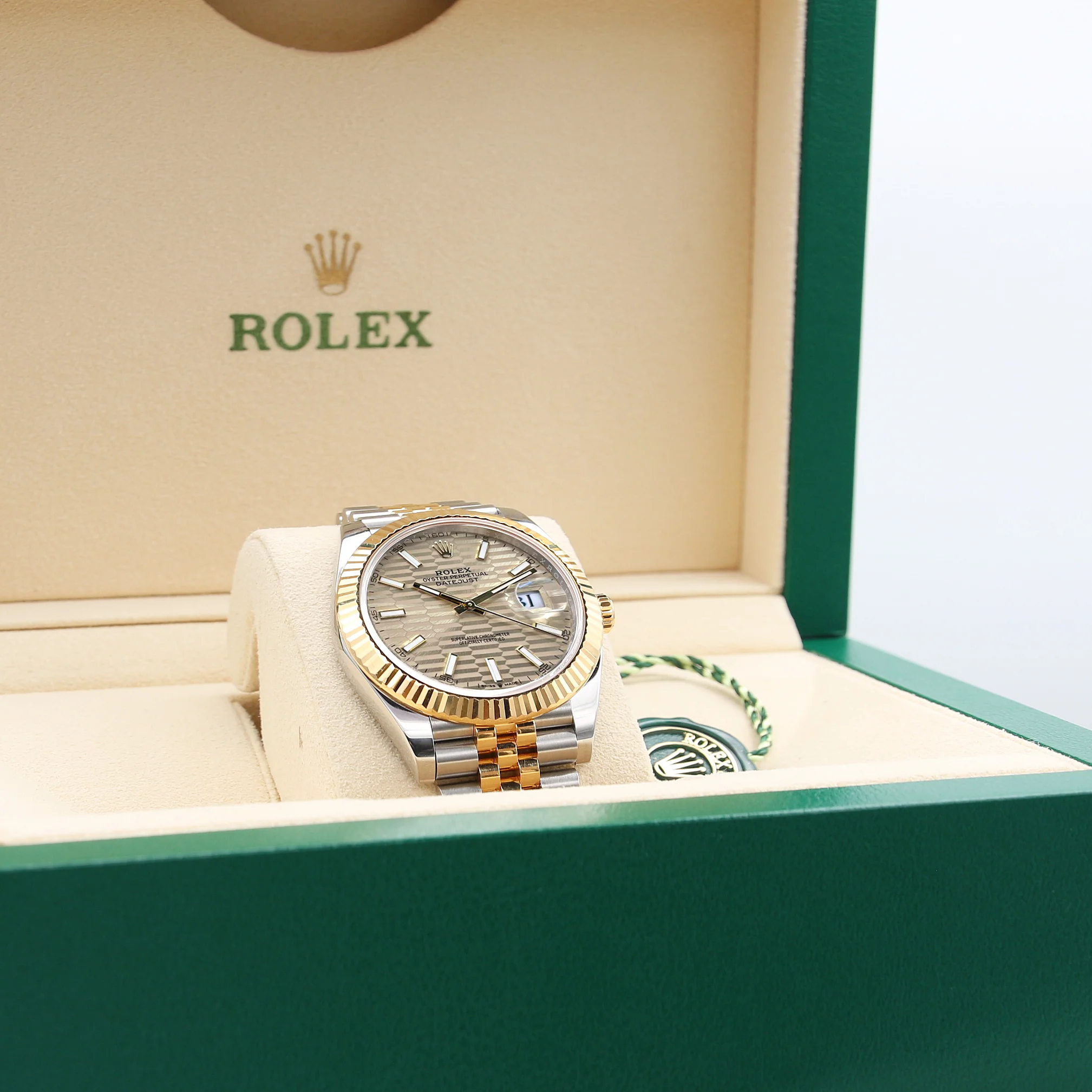 Rolex Datejust ref. 126333 Champagne Motif Dial Jubilee bracelet - Full Set - Image 3