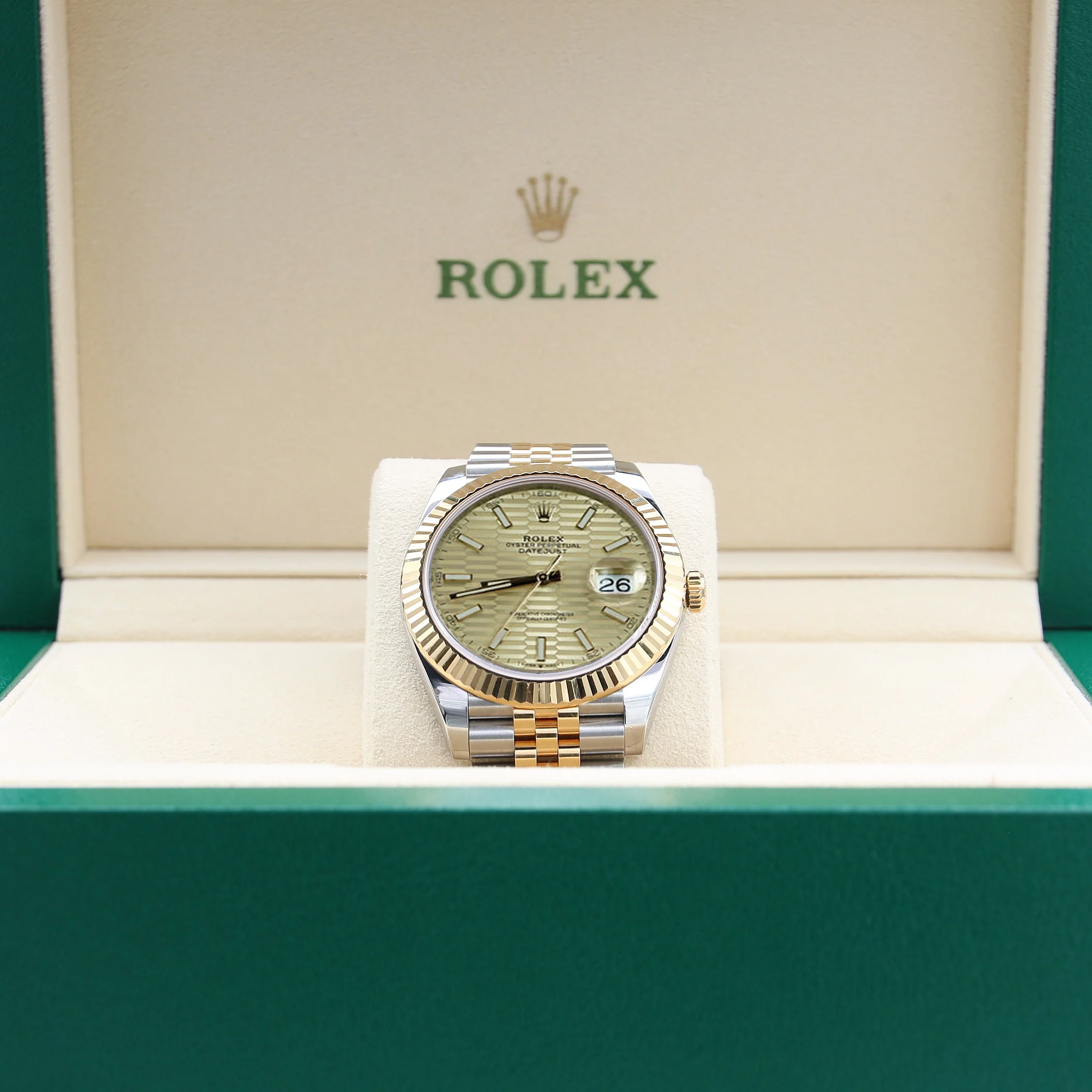 Rolex Datejust ref. 126333 Champagne Motif Dial Jubilee bracelet - Full Set - Image 4