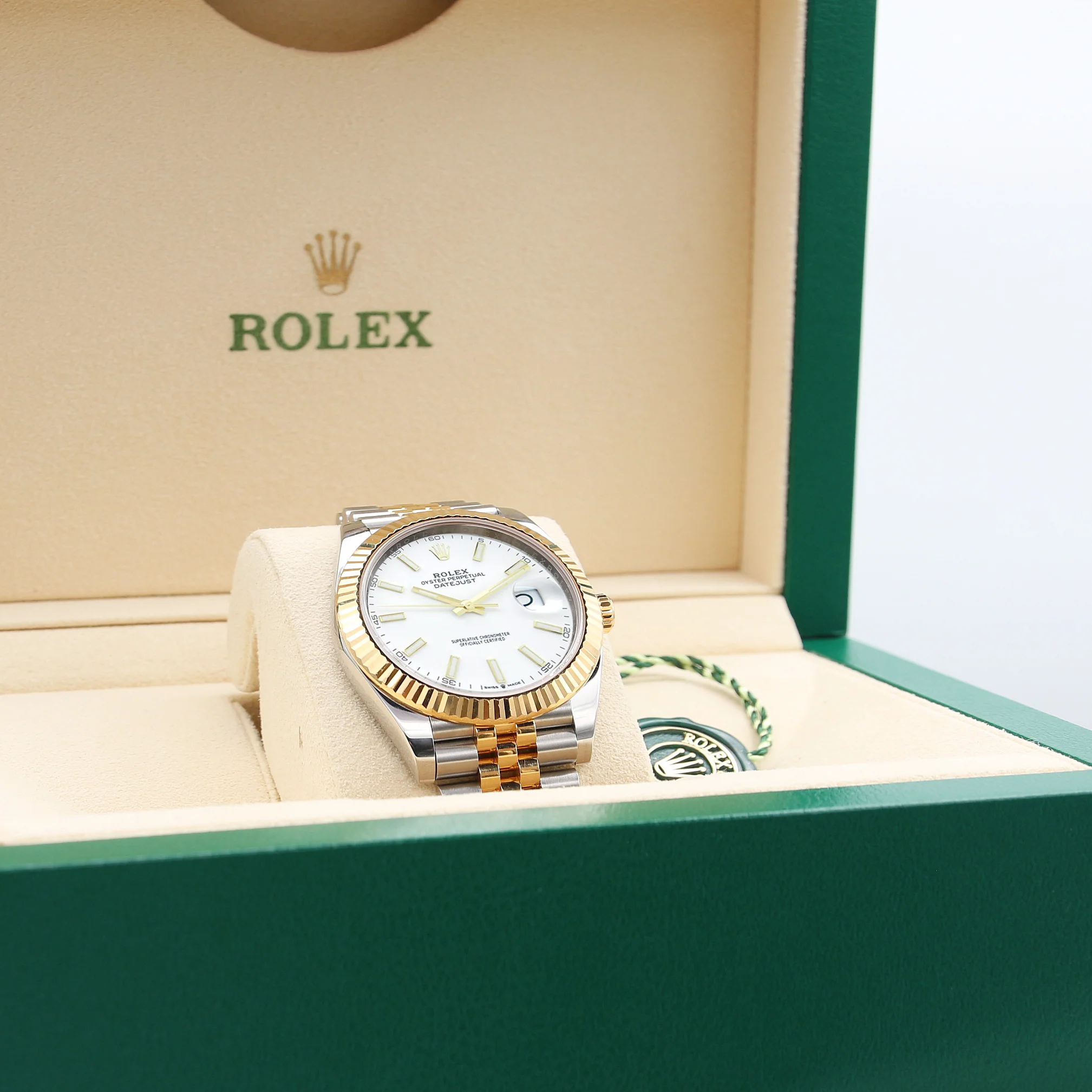 Rolex Datejust ref. 126333 White Dial Jubilee bracelet - Full Set - Image 3