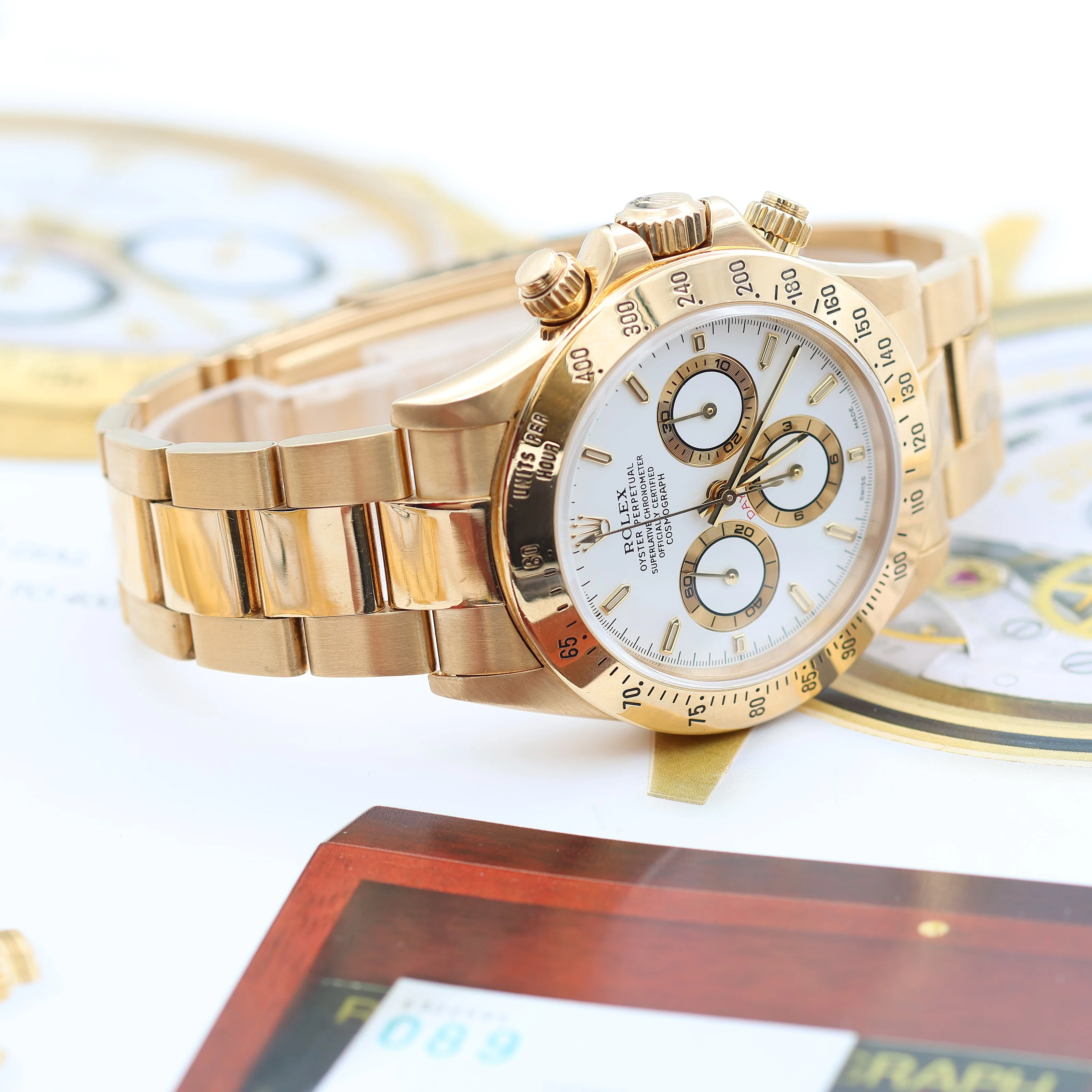 Rolex Daytona 16528 - White Dial - Oyster Bracelet - Image 9