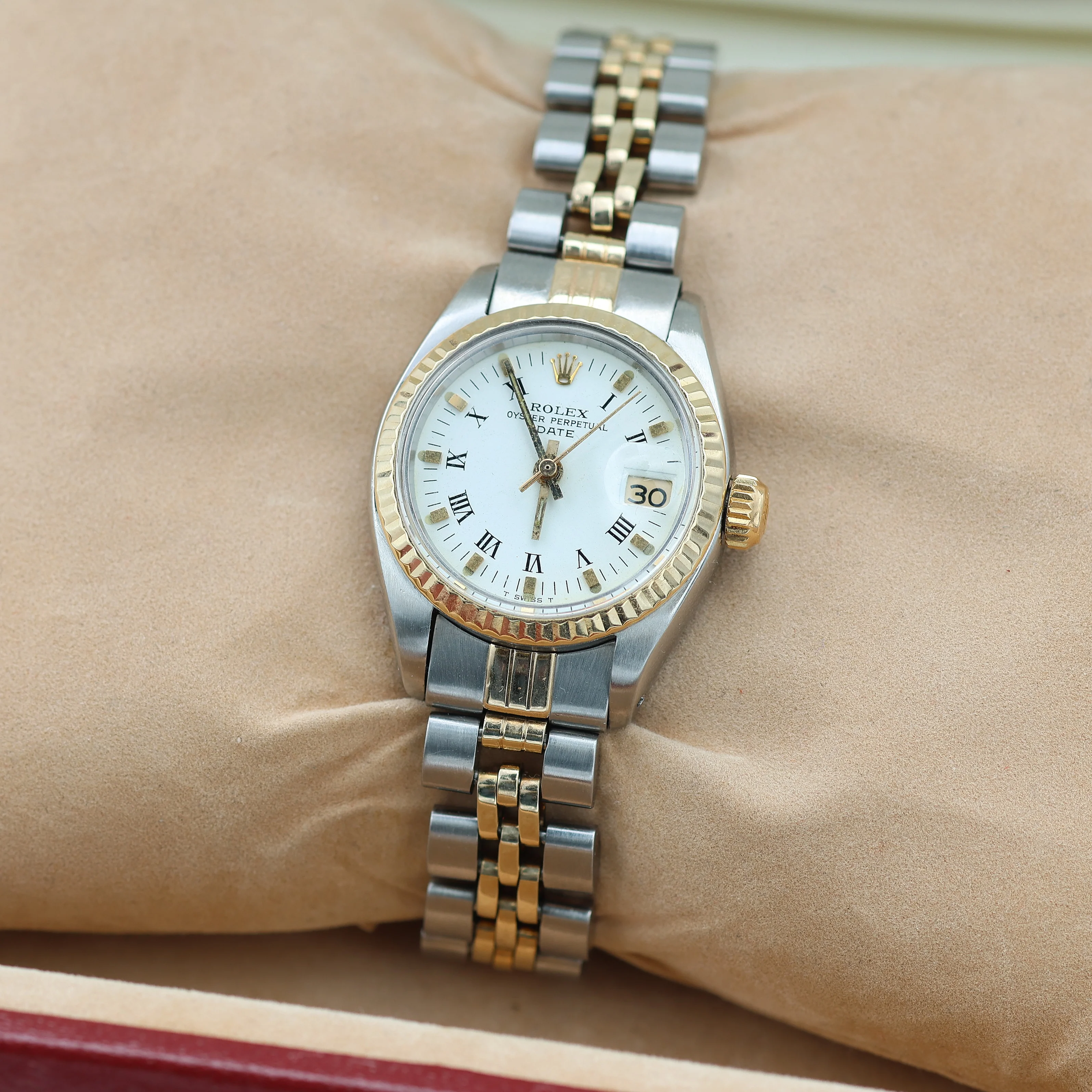 Rolex Lady-Datejust ref. 6917 Steel and Gold White Roman Dial Jubilee Bracelet