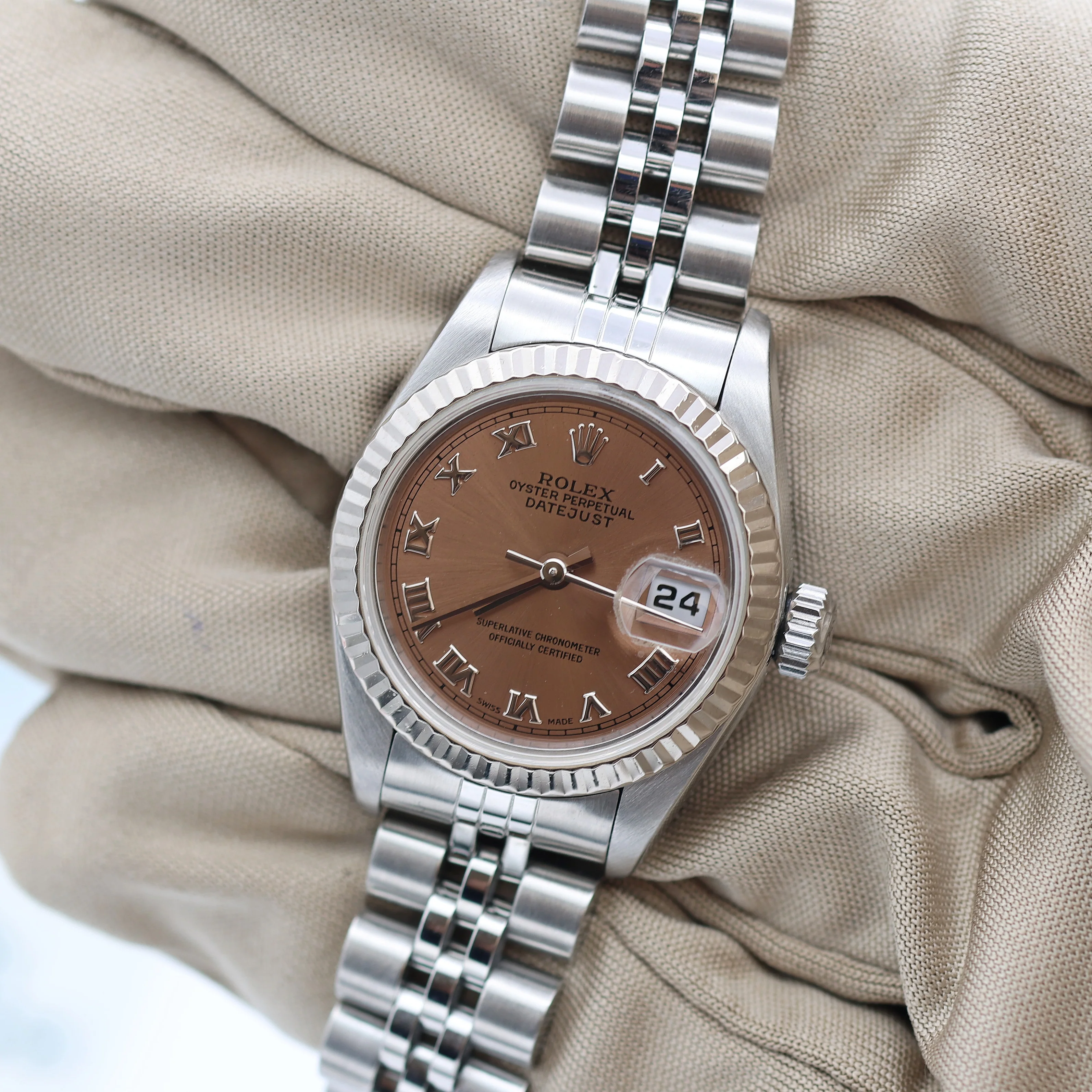 Rolex Lady-Datejust ref. 69174 - Salmon Roman Dial Jubilee bracelet - Full Set - Image 4