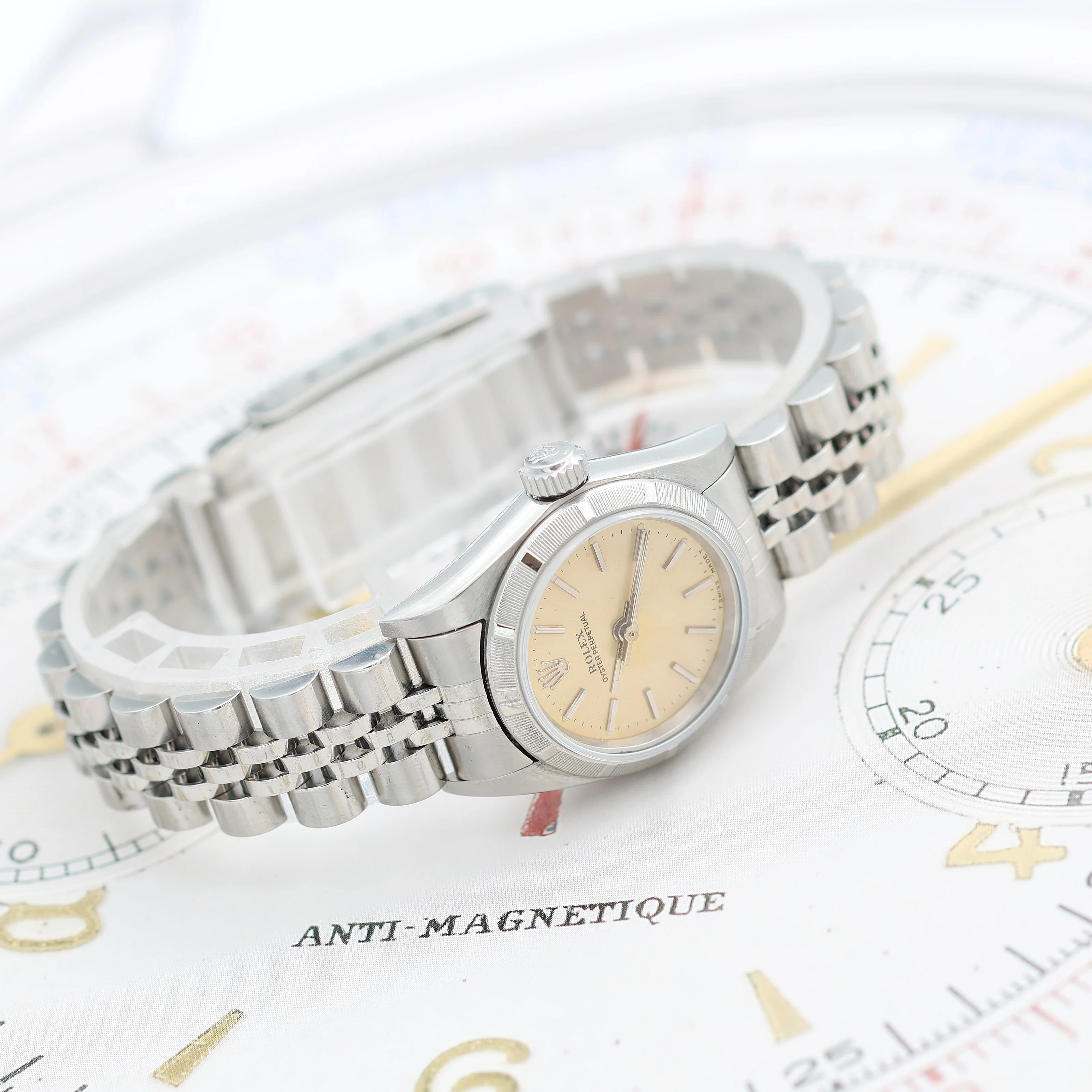 Rolex Lady Oyster Perpetual ref. 76030 - Champagne Dial - Jubilee Bracelet - Image 7
