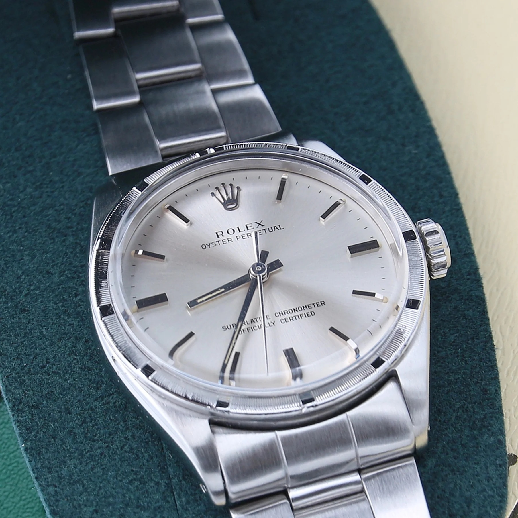 Rolex Oyster Perpetual 34 ref. 1007 Silver Dial - Oyster Bracelet - Image 2