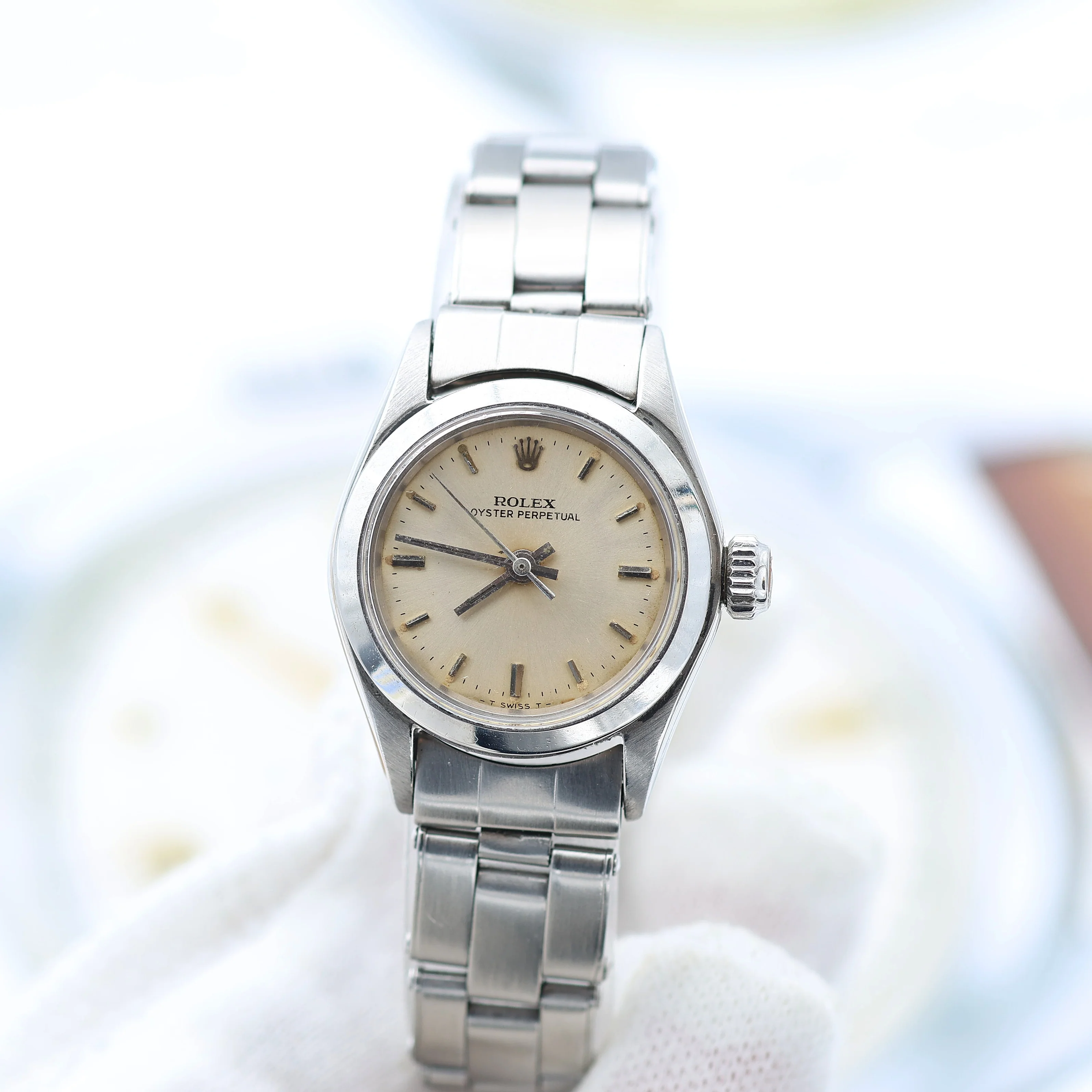 Rolex Oyster Perpetual Lady ref. 6618 - SIlver Dial - Oyster Bracelet