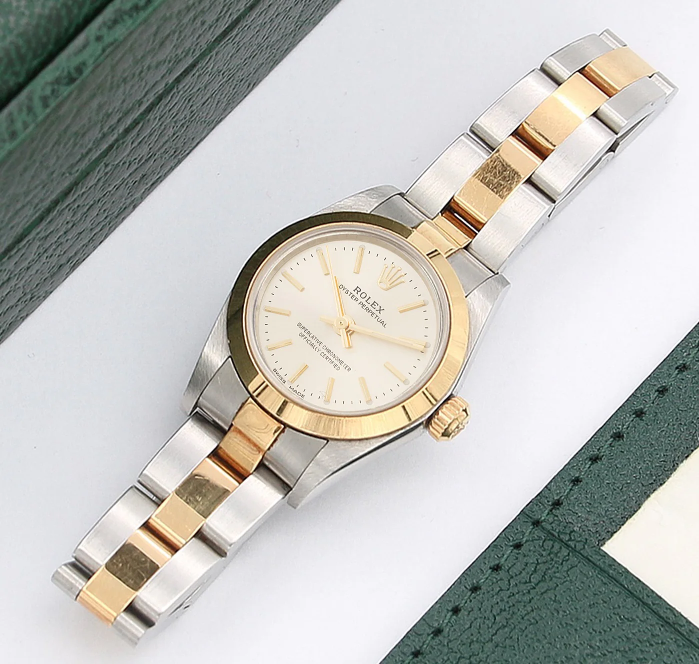 Rolex Oyster Perpetual Lady ref. 67183 Steel/Gold - Silver Dial Oyster bracelet - Image 3