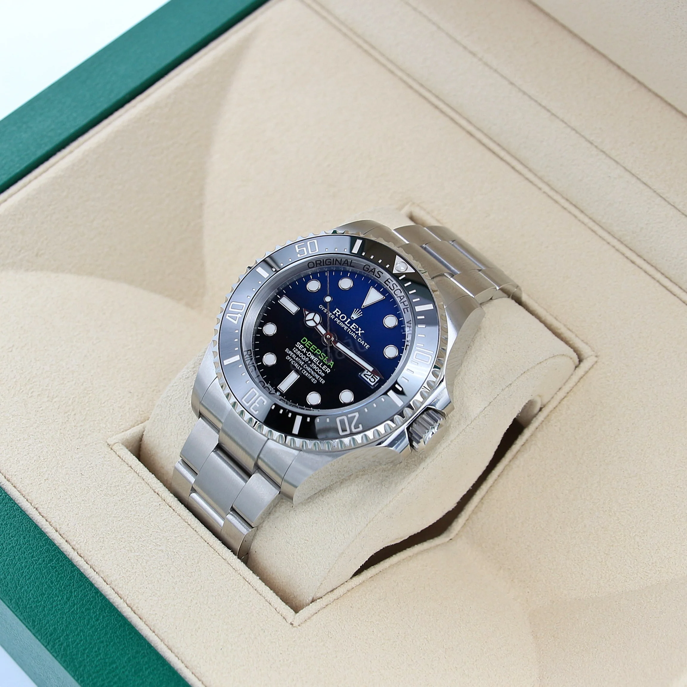 Rolex Sea-Dweller Deepsea ref. 136660 D-Blue James Cameron dial - Full Set