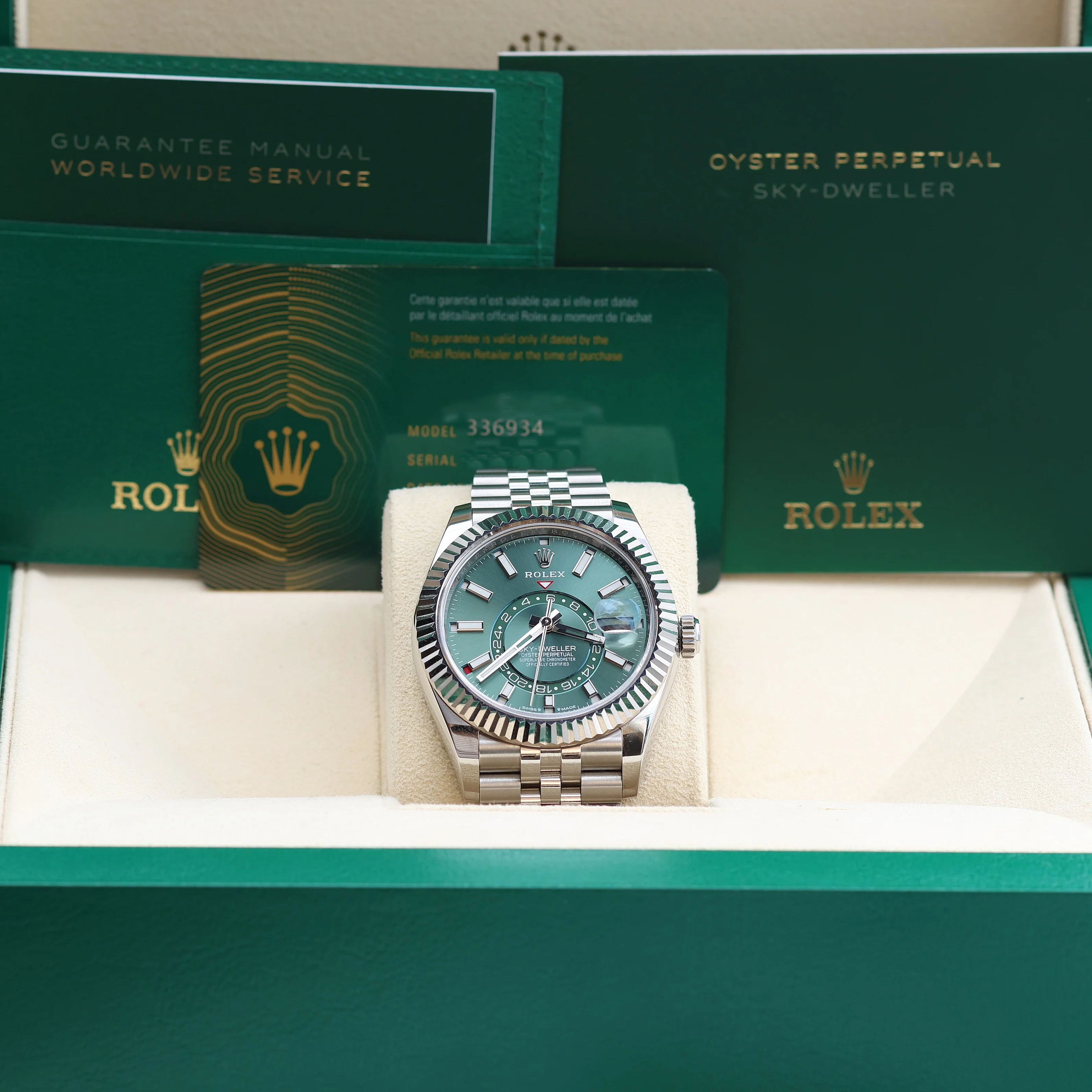 Rolex Sky-Dweller ref. 336934 Green dial - Jubilee - Full Set - Image 2
