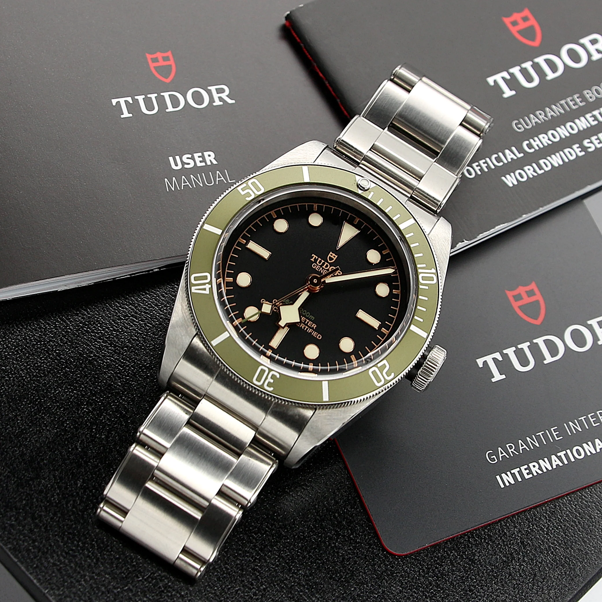 Tudor Black Bay Harrods 79230G Green Bezel (Harrods Edition) - Full Set - Image 2
